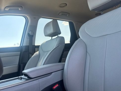 Used 2025 Hyundai Palisade SEL AWD/4WD image 41