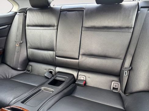 Used 2012 BMW 335i Coupe image 13