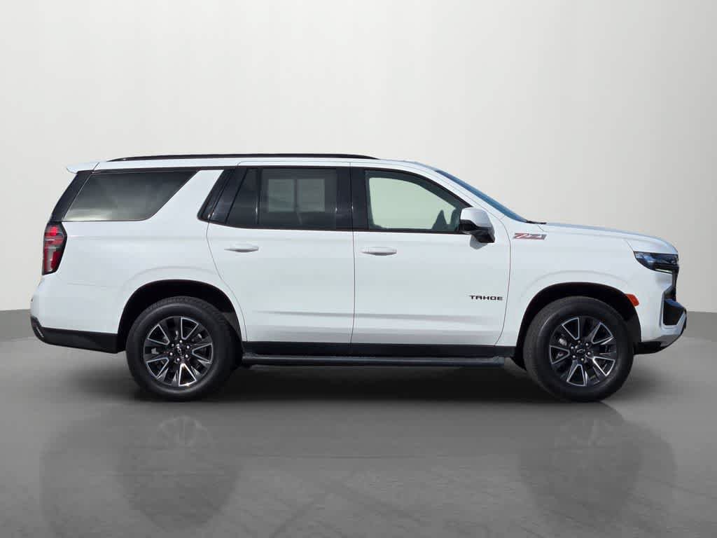 Used 2021 Chevrolet Tahoe Z71 w/ Luxury Package AWD/4WD image 7