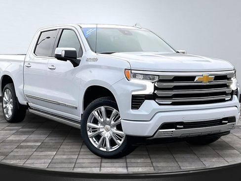 New 2026 Chevrolet Silverado 1500 High Country w/ High Country Premium Package AWD/4WD image 2