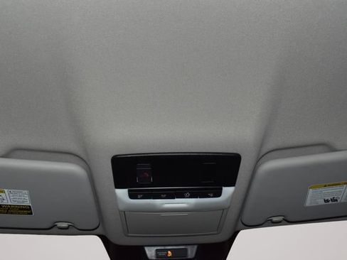 Used 2025 Nissan Rogue SV AWD/4WD image 32