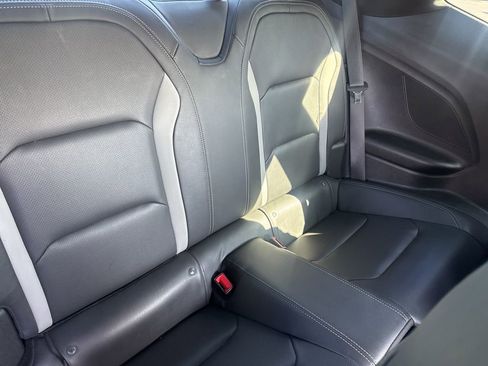 Used 2020 Chevrolet Camaro SS RWD image 11