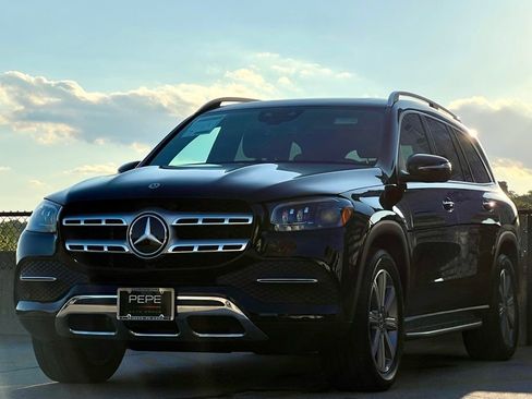 Certified 2022 Mercedes-Benz GLS 450 4MATIC image 4