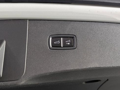 New 2026 Porsche Cayenne Coupe image 18