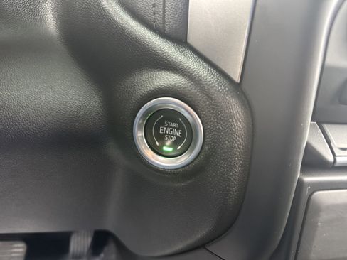 Used 2021 Chevrolet Silverado 1500 RST image 24