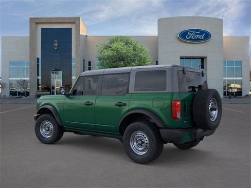 New 2025 Ford Bronco 4-Door image 4