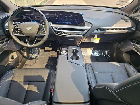 New 2026 Cadillac Lyriq Premium Sport AWD/4WD image 18