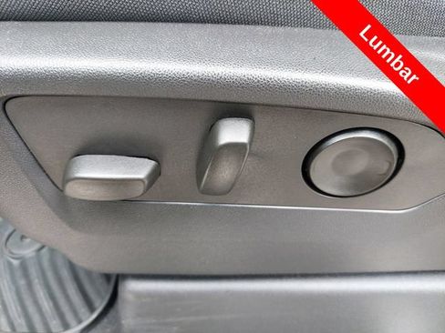 Used 2023 Chevrolet Silverado 1500 Custom AWD/4WD image 15