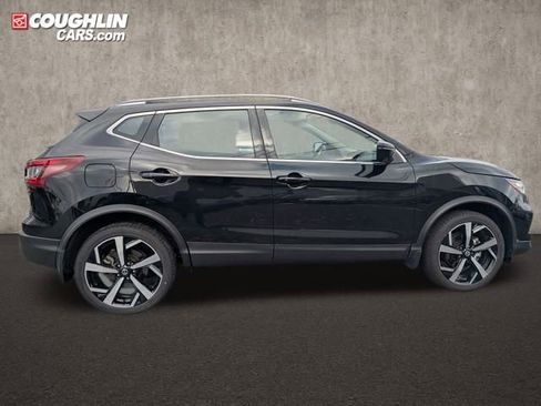 Certified 2022 Nissan Rogue Sport SL image 8