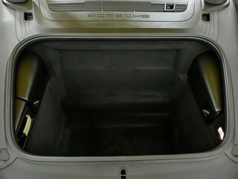 Used 2020 Porsche 718 Cayman GT4 image 17