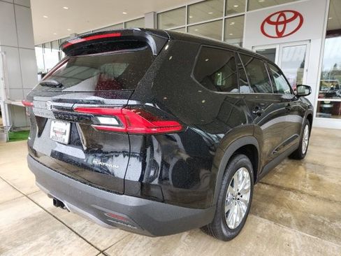 New 2026 Toyota Grand Highlander AWD image 11