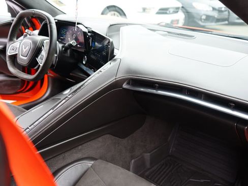 Used 2020 Chevrolet Corvette Stingray Premium Cpe w/ 3LT Preferred Equipment Group image 17