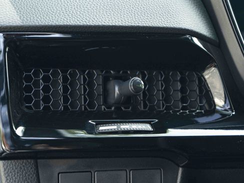 Used 2026 Honda CR-V Sport Touring image 39