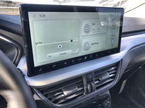 New 2026 Ford Escape SE w/ PHEV Premium Package image 18