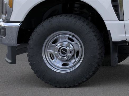 New 2026 Ford F250 XL w/ XL Off-Road Package image 19