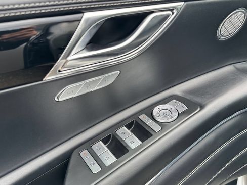 Used 2025 Genesis GV80 2.5T Standard AWD/4WD image 18