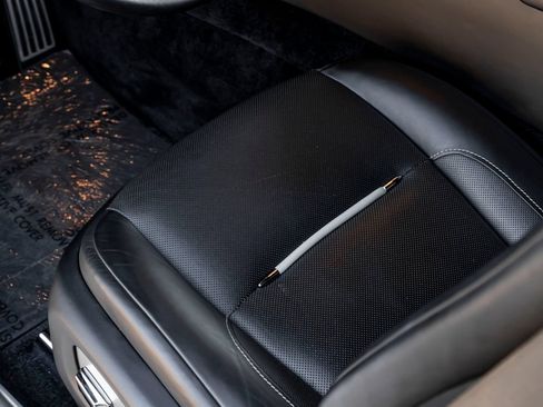 Certified 2018 Rolls-Royce Dawn RWD image 26