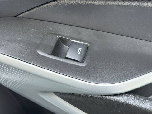 Used 2026 Chevrolet Trax LS FWD image 22
