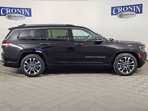 Used 2021 Jeep Grand Cherokee L Overland w/ Luxury Tech Group IV AWD/4WD image 6