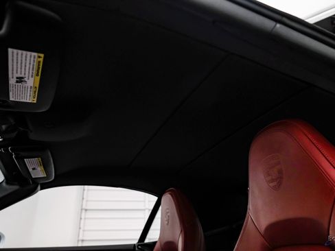 Used 2021 Porsche 911 Carrera 4 image 40