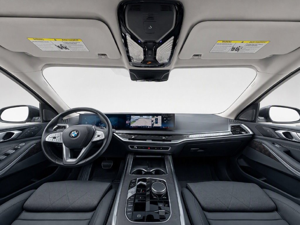 Certified 2025 BMW X7 xDrive40i AWD/4WD image 27