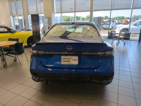 New 2026 Nissan Sentra SR w/ SR Premium Package FWD image 6