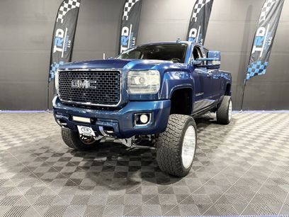 Used 2015 GMC Sierra 2500 Denali w/ Duramax Plus Package