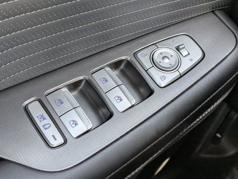 Used 2025 Hyundai Palisade Calligraphy image 19