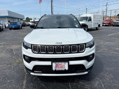 Used 2024 Jeep Compass Limited AWD/4WD image 28