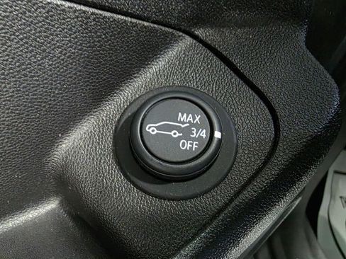 Used 2021 GMC Terrain SLT AWD/4WD image 18