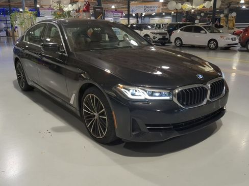 Used 2022 BMW 540i xDrive w/ Premium Package AWD/4WD image 3