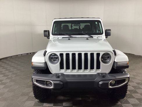 Used 2020 Jeep Gladiator Overland w/ LED Lighting Group AWD/4WD image 6