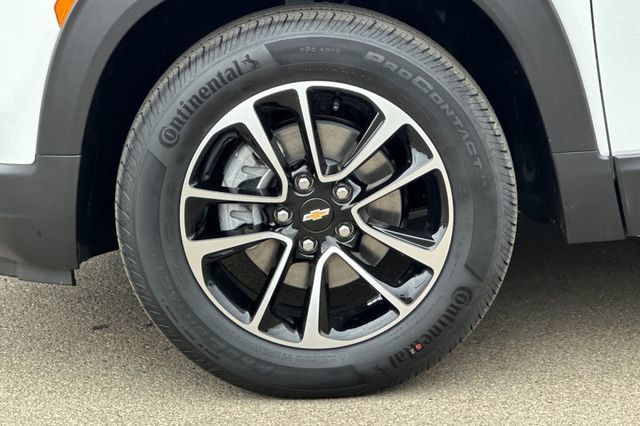 New 2026 Chevrolet TrailBlazer LT w/ Convenience Package AWD/4WD image 38