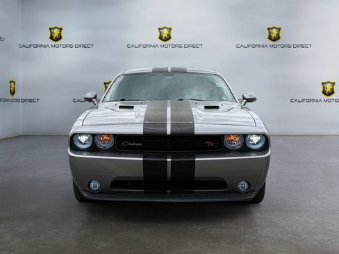 Used 2014 Dodge Challenger R/T RWD image 6