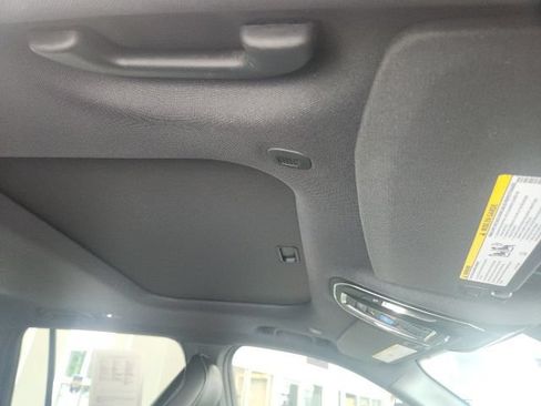 Used 2025 Jeep Grand Cherokee Altitude AWD/4WD image 19