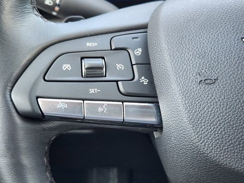 Used 2024 Cadillac XT4 Premium Luxury w/ Cold Weather Package image 29