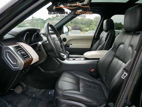 Used 2015 Land Rover Range Rover Sport HSE image 10