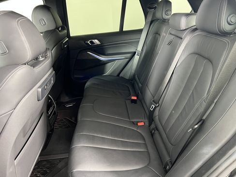 Used 2019 BMW X5 xDrive40i w/ Premium Package 2 image 16