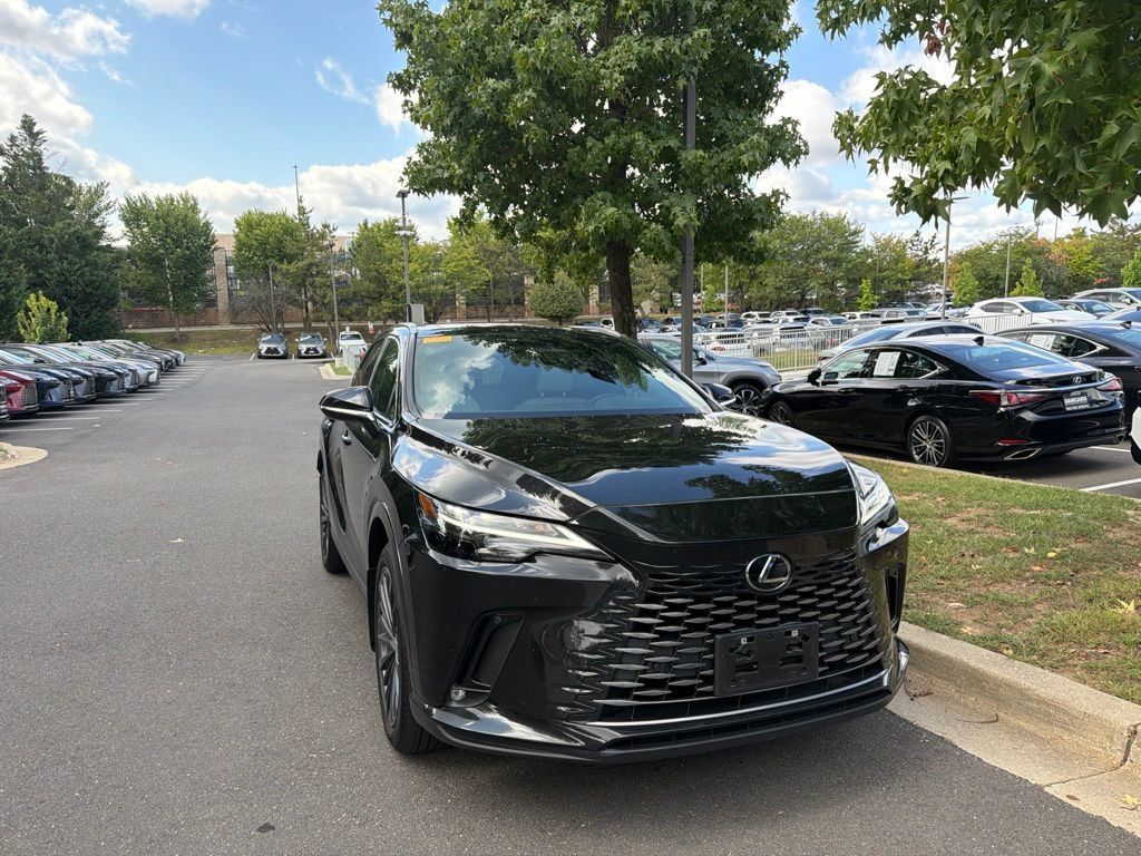 Certified 2024 Lexus RX 350 Premium w/ Kick Sensor & Tow Package AWD/4WD image 2