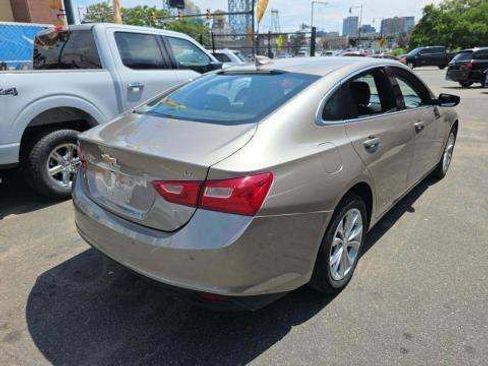 Used 2024 Chevrolet Malibu LT FWD image 3