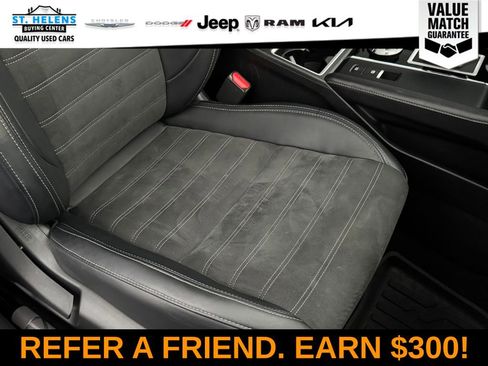 Used 2024 Mitsubishi Outlander SE image 31