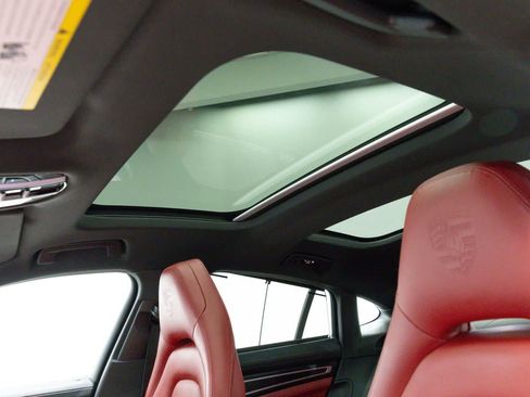Used 2023 Porsche Panamera 4 Platinum Edition w/ Assistance Package AWD/4WD image 68