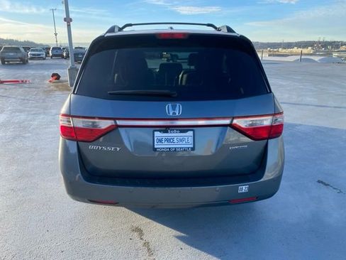 Used 2011 Honda Odyssey Touring image 9