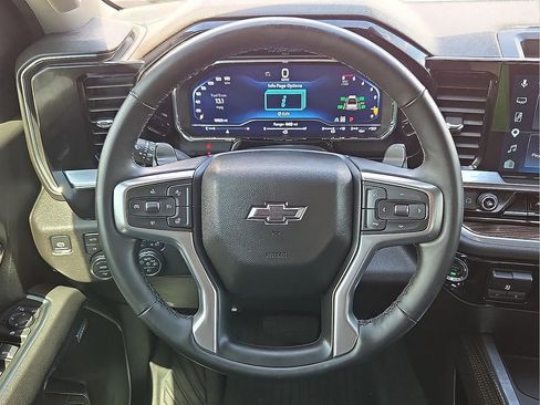 Used 2025 Chevrolet Silverado 1500 RST image 14