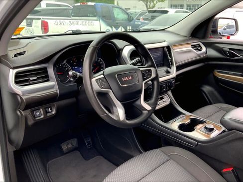 Used 2022 GMC Acadia SLE w/ Elevation Edition FWD image 16