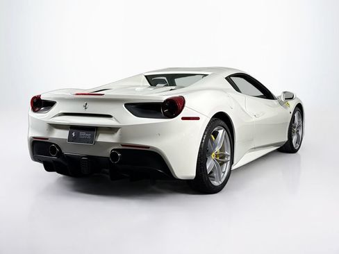 Certified 2018 Ferrari 488 Spider RWD image 9
