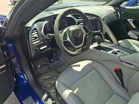 Used 2017 Chevrolet Corvette Stingray Coupe RWD image 10