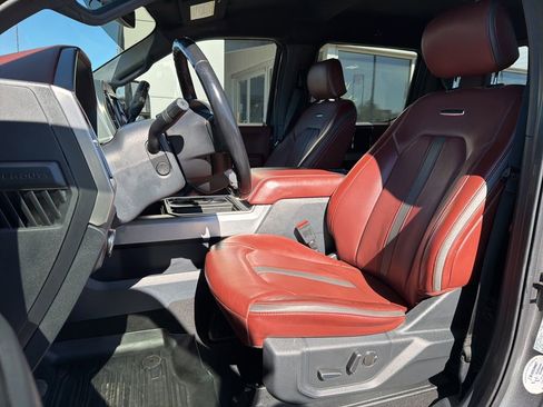 Used 2022 Ford F350 Platinum image 18