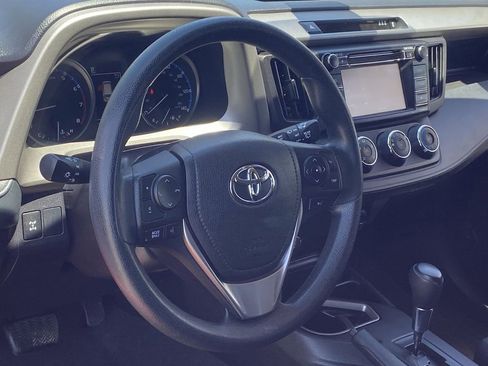 Used 2017 Toyota RAV4 LE w/ Carpet Mat Package AWD/4WD image 21