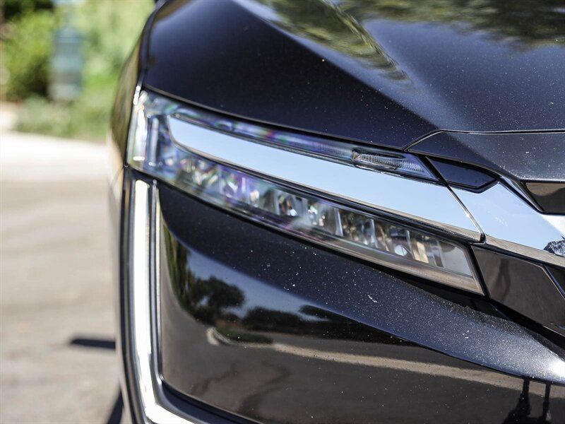 Used 2019 Honda Clarity Plug-In Hybrid image 11